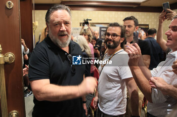 2023-06-26 - New Zealander actor Russell Crowe during the press conference to present his only Italian concert of the “Indoor Garden Party” in which the actor and the organizer 