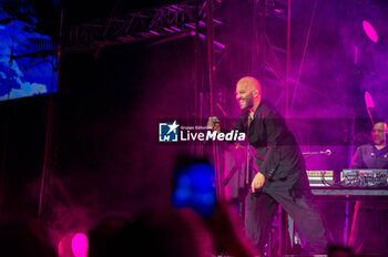 2024-06-15 - NEGRAMARO live at Stadio Diego Armando Maradona, Naples 15-06-24. Giuliano Sangiorgi - NEGRAMARO - CONCERTS - ITALIAN MUSIC BAND