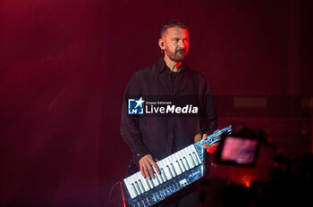 2024-06-15 - NEGRAMARO live at Stadio Diego Armando Maradona, Naples 15-06-24. Giuliano Sangiorgi - NEGRAMARO - CONCERTS - ITALIAN MUSIC BAND