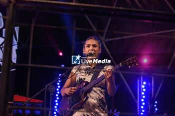 2024-06-20 - Nicoletta Nardi (Lady Barbuda) of Nobraino band -performing live - NOBRAINO - 'ANIMALI DA PALCOSCENICO' TOUR ESTIVO - CONCERTS - ITALIAN MUSIC BAND