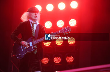 2024-05-25 - Australian heavy metal and rock ’n roll legend band Ac/Dc (guitarist Angus Young and singer Brian Johnson) performing on stage during their “Pwr/up Tour at RCF Arena in Reggio Emilia, Italy, May 25, 2024 - photo Michele Nucci - AC/DC PWR UP TOUR - CONCERTS - MUSIC BAND