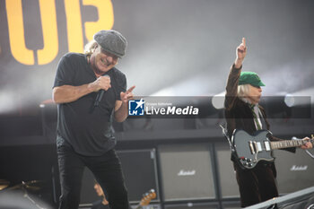 2024-05-25 - Australian heavy metal and rock ’n roll legend band Ac/Dc (guitarist Angus Young and singer Brian Johnson) performing on stage during their “Pwr/up Tour at RCF Arena in Reggio Emilia, Italy, May 25, 2024 - photo Michele Nucci - AC/DC PWR UP TOUR - CONCERTS - MUSIC BAND