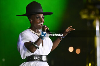 2024-06-20 - Skye Edwards during the Morcheeba Concert at Temple of Venus,Coliseum Archaeological Park in Rome, Italy on June 20th, 2024 - MORCHEEBA TOUR 2024 - CONCERTS - MUSIC BAND