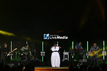 2024-06-20 - Skye Edwards during the Morcheeba Concert at Temple of Venus,Coliseum Archaeological Park in Rome, Italy on June 20th, 2024 - MORCHEEBA TOUR 2024 - CONCERTS - MUSIC BAND