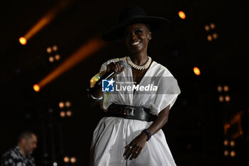 2024-06-20 - Skye Edwards during the Morcheeba Concert at Temple of Venus,Coliseum Archaeological Park in Rome, Italy on June 20th, 2024 - MORCHEEBA TOUR 2024 - CONCERTS - MUSIC BAND