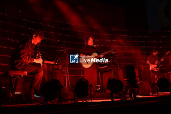 2024-06-24 - The Smile performs during Live in Europe 2024 Tour at Cavea of Auditorium Parco della Musica, on June 24, 2024 in Rome, Italy. - THE SMILE SUMMER 2024 - CONCERTS - MUSIC BAND