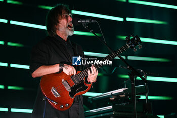 2024-06-24 - Thom Yorke of The Smile performs during The Smile Live in Europe 2024 Tour at Cavea of Auditorium Parco della Musica, on June 24, 2024 in Rome, Italy. - THE SMILE SUMMER 2024 - CONCERTS - MUSIC BAND