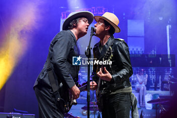 01/07/2024 - Pete Doherty and Carl Barat of The Libertines performs during Tour 2024 at Villa Ada Estate 2024, on July 1, 2024 in Rome, Italy. - THE LIBERTINES TOUR 2024 - CONCERTI - BAND STRANIERE