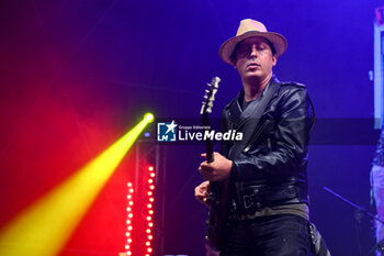 01/07/2024 - Carl Barat of The Libertines performs during Tour 2024 at Villa Ada Estate 2024, on July 1, 2024 in Rome, Italy. - THE LIBERTINES TOUR 2024 - CONCERTI - BAND STRANIERE