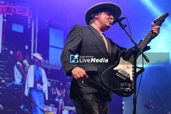 2024-07-01 - Pete Doherty of The Libertines performs during Tour 2024 at Villa Ada Estate 2024, on July 1, 2024 in Rome, Italy. - THE LIBERTINES TOUR 2024 - CONCERTS - MUSIC BAND