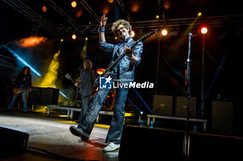 11/07/2024 - Frankie Poullain - THE DARKNESS - TOUR 2024 - CONCERTI - BAND STRANIERE