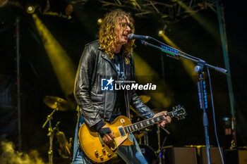 11/07/2024 - Dan Hawkins - THE DARKNESS - TOUR 2024 - CONCERTI - BAND STRANIERE