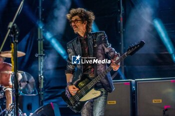 11/07/2024 - Frankie Poullain - THE DARKNESS - TOUR 2024 - CONCERTI - BAND STRANIERE