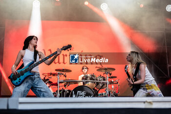 2024-07-18 - Daniela, Pauilna and Alejandra Villarreal Velez of The Warning - THE WARNING - CONCERTS - MUSIC BAND