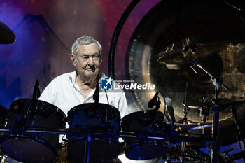 21/07/2024 - Nick Mason's Saucerful of Secrets live in Rome at Roma Summer Fest - Auditorium Ennio Morricone - NICK MASON'S SAUCERFUL OF SECRETS LIVE IN ROME - CONCERTI - BAND STRANIERE