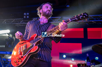 2024-09-27 - Nic Cester - JET ITALIAN TOUR PLAYNG 