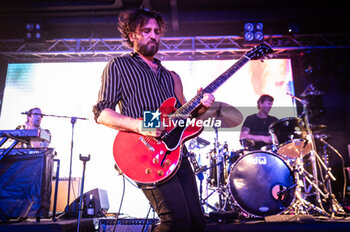 2024-09-27 - Nic Cester - JET ITALIAN TOUR PLAYNG 