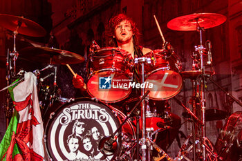 2024-10-21 - Gethin Davies of The Struts - THE STRUTS - THE GRAND UNION TOUR - CONCERTS - MUSIC BAND