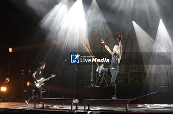 2024-11-16 - Canadian pop-punk band SUM41 during their “Tour Of The Setting Sum” at Unipol Arena, Casalecchio, (Bo), Italy, November 16, 2024 - photo: Michele Nucci - SUM 41 IN 