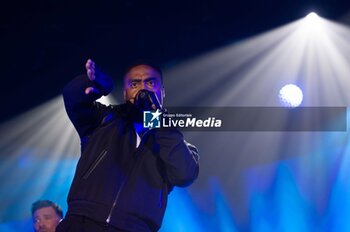 21/11/2024 - Blue / Simon Webbe - BLUE - LA GRANDE FESTA - CONCERTI - BAND STRANIERE