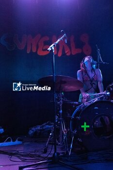 2024-11-15 - Chase Lombardo (Cumgirl8) - CUMGIRL8 - CONCERTS - MUSIC BAND