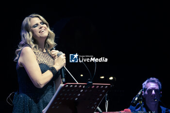 2024-01-01 - Tosca during the concert 'Unico' on stage of Auditorium Parco della Musica - TOSCA - 'UNICO' CONCERTO IN TRE ATTI - CONCERTS - ITALIAN SINGER AND ARTIST