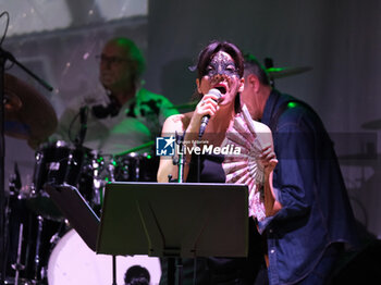 2024-02-03 - Mary Montesano - ALBERTO FORTIS  - CONCERTS - ITALIAN SINGER AND ARTIST