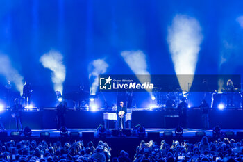 2024-05-19 - Antonello Venditti pseudonym of Antonio Venditti on a stage at Arena di Verona for his first live performs of his new tour “Notte Prima Degli Esami - 1984-2024 40th Anniversary” on May 19, 2024 in Verona, Italy. - ANTONELLO VENDITTI - NOTTE PRIMA DEGLI ESAMI - 1984-2024 40TH ANNIVERSARY - CONCERTS - ITALIAN SINGER AND ARTIST