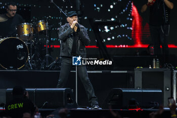 2024-06-08 - Vasco Rossi performs live on stage during Vasco Live 2024 at  San Siro Stadium on June 08, 2024 in Milan, Italy - VASCO ROSSI - VASCO LIVE 2024 - CONCERTS - ITALIAN SINGER AND ARTIST