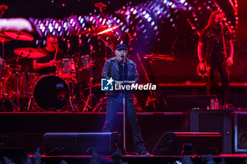 2024-06-08 - Vasco Rossi performs live on stage during Vasco Live 2024 at  San Siro Stadium on June 08, 2024 in Milan, Italy - VASCO ROSSI - VASCO LIVE 2024 - CONCERTS - ITALIAN SINGER AND ARTIST