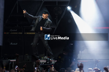 2024-06-08 - Vasco Rossi performs live on stage during Vasco Live 2024 at  San Siro Stadium on June 08, 2024 in Milan, Italy - VASCO ROSSI - VASCO LIVE 2024 - CONCERTS - ITALIAN SINGER AND ARTIST