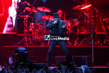 2024-06-08 - Vasco Rossi performs live on stage during Vasco Live 2024 at  San Siro Stadium on June 08, 2024 in Milan, Italy - VASCO ROSSI - VASCO LIVE 2024 - CONCERTS - ITALIAN SINGER AND ARTIST