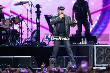 2024-06-08 - Vasco Rossi performs live on stage during Vasco Live 2024 at  San Siro Stadium on June 08, 2024 in Milan, Italy - VASCO ROSSI - VASCO LIVE 2024 - CONCERTS - ITALIAN SINGER AND ARTIST