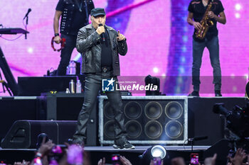 2024-06-08 - Vasco Rossi performs live on stage during Vasco Live 2024 at  San Siro Stadium on June 08, 2024 in Milan, Italy - VASCO ROSSI - VASCO LIVE 2024 - CONCERTS - ITALIAN SINGER AND ARTIST