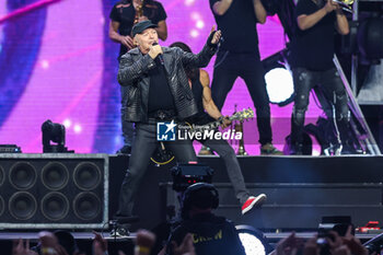 2024-06-08 - Vasco Rossi performs live on stage during Vasco Live 2024 at  San Siro Stadium on June 08, 2024 in Milan, Italy - VASCO ROSSI - VASCO LIVE 2024 - CONCERTS - ITALIAN SINGER AND ARTIST