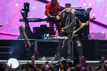 2024-06-08 - Vasco Rossi performs live on stage during Vasco Live 2024 at  San Siro Stadium on June 08, 2024 in Milan, Italy - VASCO ROSSI - VASCO LIVE 2024 - CONCERTS - ITALIAN SINGER AND ARTIST