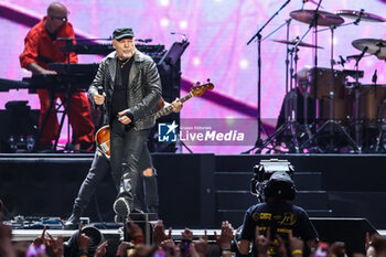 2024-06-08 - Vasco Rossi performs live on stage during Vasco Live 2024 at  San Siro Stadium on June 08, 2024 in Milan, Italy - VASCO ROSSI - VASCO LIVE 2024 - CONCERTS - ITALIAN SINGER AND ARTIST