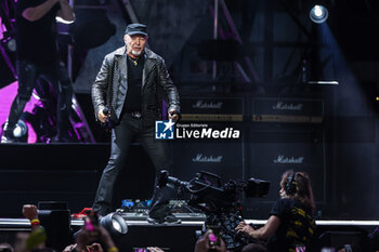 2024-06-08 - Vasco Rossi performs live on stage during Vasco Live 2024 at  San Siro Stadium on June 08, 2024 in Milan, Italy - VASCO ROSSI - VASCO LIVE 2024 - CONCERTS - ITALIAN SINGER AND ARTIST