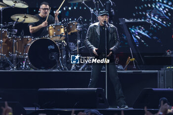 2024-06-08 - Vasco Rossi performs live on stage during Vasco Live 2024 at  San Siro Stadium on June 08, 2024 in Milan, Italy - VASCO ROSSI - VASCO LIVE 2024 - CONCERTS - ITALIAN SINGER AND ARTIST