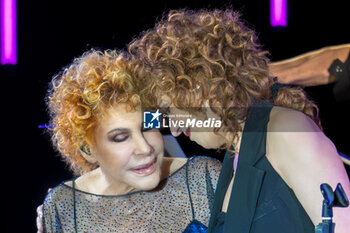 2024-06-06 - Fiorella Mannoia and Ornella Vanoni during the the Ornella Vanoni Senza Fine Tour Concert at Terme di Caracalla in Rome, Italy, on june 06, 2024 - ORNELLA VANONI - SENZA FINE TOUR - CONCERTS - ITALIAN SINGER AND ARTIST