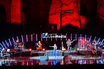 2024-06-06 - Ornella Vanoni during the the Ornella Vanoni Senza Fine Tour Concert at Terme di Caracalla in Rome, Italy, on june 06, 2024 - ORNELLA VANONI - SENZA FINE TOUR - CONCERTS - ITALIAN SINGER AND ARTIST