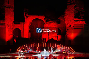 2024-06-06 - Ornella Vanoni during the the Ornella Vanoni Senza Fine Tour Concert at Terme di Caracalla in Rome, Italy, on june 06, 2024 - ORNELLA VANONI - SENZA FINE TOUR - CONCERTS - ITALIAN SINGER AND ARTIST