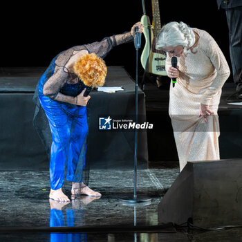 2024-06-06 - Drusilla Foer and Ornella Vanoni during the the Ornella Vanoni Senza Fine Tour Concert at Terme di Caracalla in Rome, Italy, on june 06, 2024 - ORNELLA VANONI - SENZA FINE TOUR - CONCERTS - ITALIAN SINGER AND ARTIST