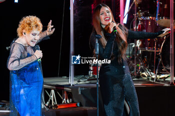 2024-06-06 - Ditonellapiaga and Ornella Vanoni during the the Ornella Vanoni Senza Fine Tour Concert at Terme di Caracalla in Rome, Italy, on june 06, 2024 - ORNELLA VANONI - SENZA FINE TOUR - CONCERTS - ITALIAN SINGER AND ARTIST