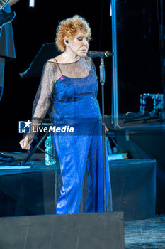 2024-06-06 - Ornella Vanoni during the the Ornella Vanoni Senza Fine Tour Concert at Terme di Caracalla in Rome, Italy, on june 06, 2024 - ORNELLA VANONI - SENZA FINE TOUR - CONCERTS - ITALIAN SINGER AND ARTIST