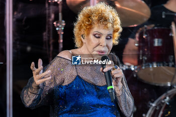 2024-06-06 - Ornella Vanoni during the the Ornella Vanoni Senza Fine Tour Concert at Terme di Caracalla in Rome, Italy, on june 06, 2024 - ORNELLA VANONI - SENZA FINE TOUR - CONCERTS - ITALIAN SINGER AND ARTIST