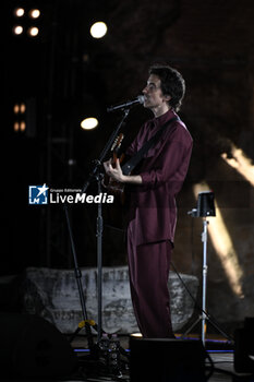 2024-06-19 - Diodadato during the Concert Ho Acceso un Fuoco, Estate 24 at Temple of Venus,Coliseum Archaeological Park in Rome, Italy on July 19th, 2024 - DIODATO - HO ACCESO UN FUOCO - ESTATE 24 - CONCERTS - ITALIAN SINGER AND ARTIST