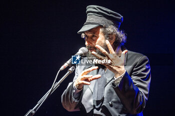 2024-07-01 - Vinicio Capossela (Italian singer-songwriter, poet and novelist) performs live - VINICIO CAPOSSELA - VECCHI TASTI - CONCERTS - ITALIAN SINGER AND ARTIST