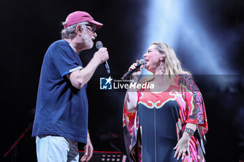 2024-07-16 - Francesco De Gregori and Francesca La Colla - FRANCESCO DE GREGORI - CONCERTS - ITALIAN SINGER AND ARTIST