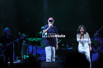 2024-07-16 - Francesco De Gregori and Angela Baraldi - FRANCESCO DE GREGORI - CONCERTS - ITALIAN SINGER AND ARTIST